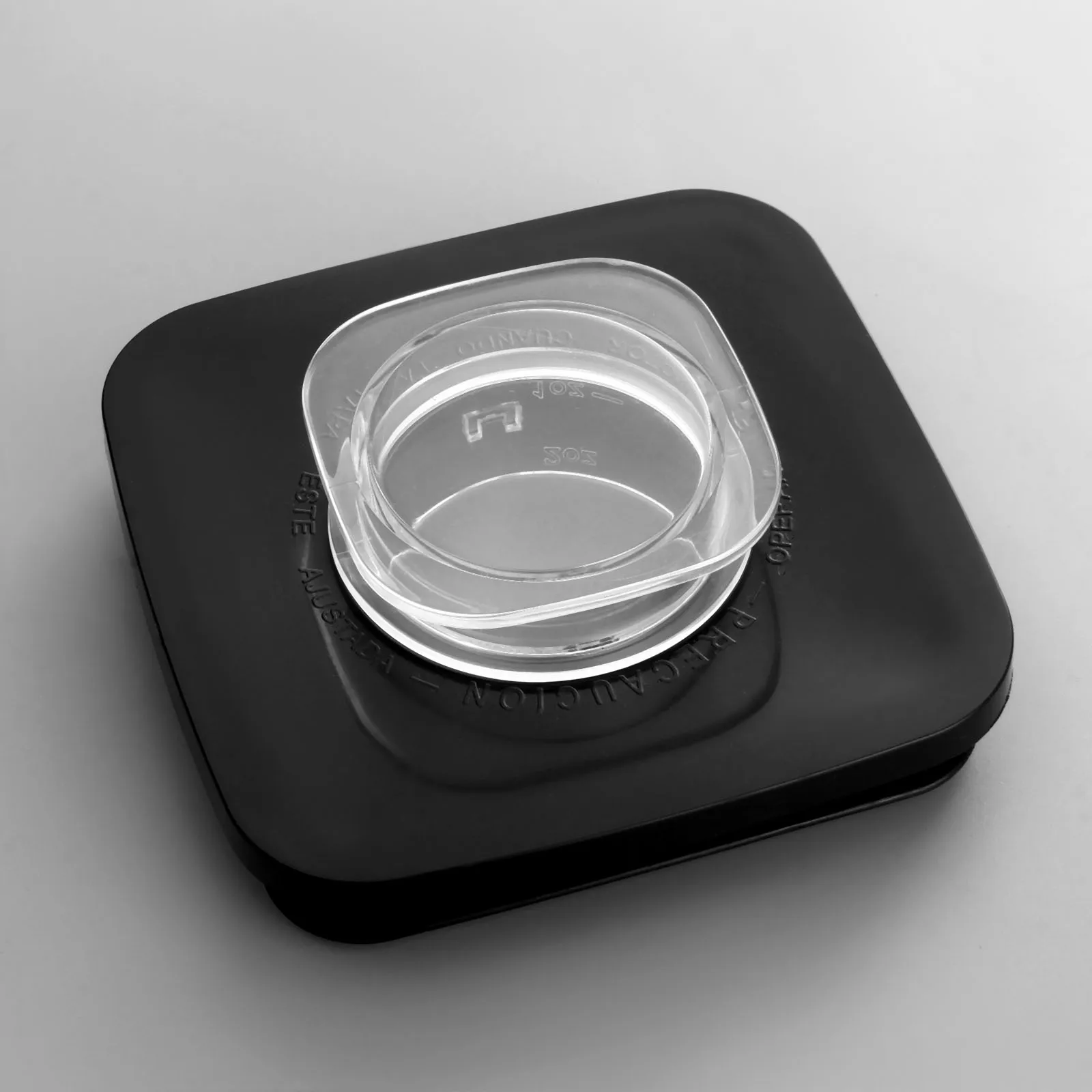 

Blender Rubber Cover Jar Lid Square Type Center Filler For Oster Osterizer Blender