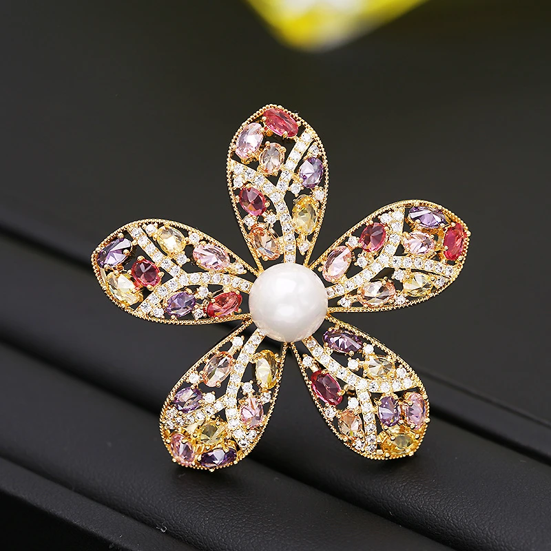 Hot Beautiful Pink Crystal Zircons Flowers Brooches Pins Dress Sash Pin Bridal Wedding Bouquet Brooch Jewelry Gift Broches Mujer