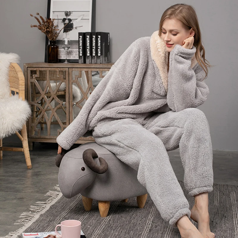 Autumn Winter Warm Flannel Women Pyjamas Set Fleece Pajamas Suit Sleepwear Home Clothes Thick Warm Coral Velvet Female Nightgown