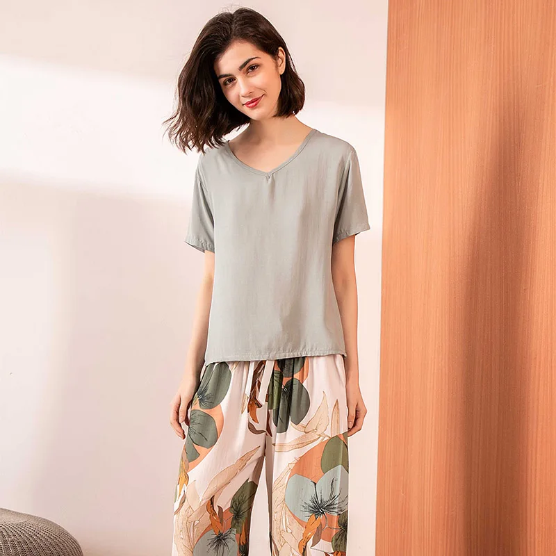 2024 Summer New Women V-Neck Leaves Printed Pajamas Set Ladies Comfort Simple Style Sleepwear Loose Soft Casual Wear Homewear