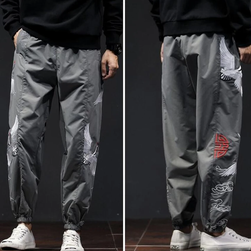 

2022 New Plus Size Japanese Style Kimono Pants for Men Crane Embroidery Casual Adult Trousers Drawstring Loose Japan Streetwear