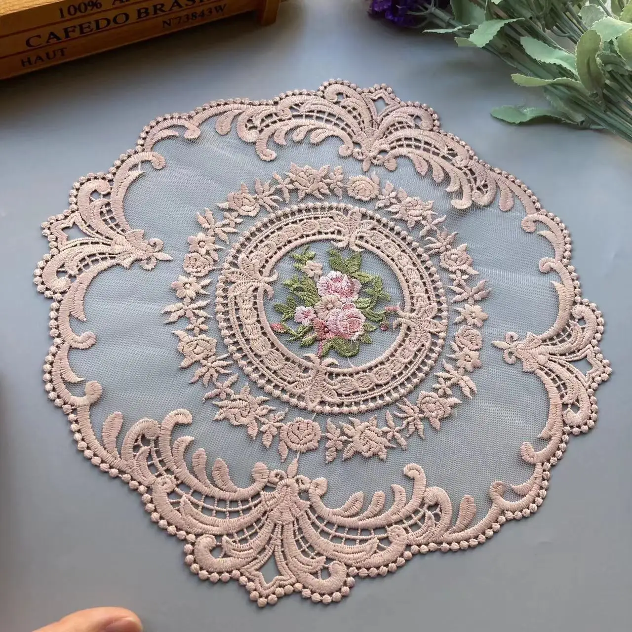 

30*30 cm Pink Soft Lace Flower Applique Ribbon Trim for Sofa Curtain Towel Bed Cover Trimmings Home Textiles DIY Polyester Mesh