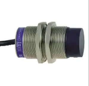 XS2M30MB250L1 inductive sensor XS2 M30 - L63mm - brass - Sn15mm - 24..240VAC/DC - cable 5m