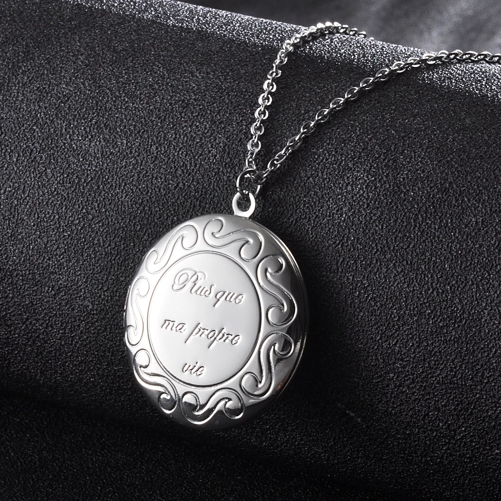 1pc Carved Letter Round Locket Pendants for Women Men Can Open Photo Frame Glossy Stainless Steel Necklaces Family Collar