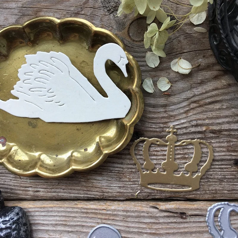 Piggy Craft metal cutting dies cut die mold Swan crown decoration Scrapbook paper craft knife mould blade punch stencils dies