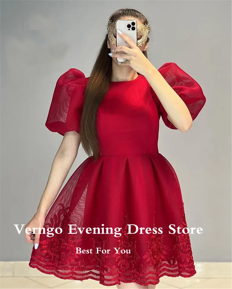 Verngo Black/Red Short Prom Dresses Modest O-Neck Short Sleeves Gold Lace Applique Mini Party Dress Women 2022 Cocktail Dress