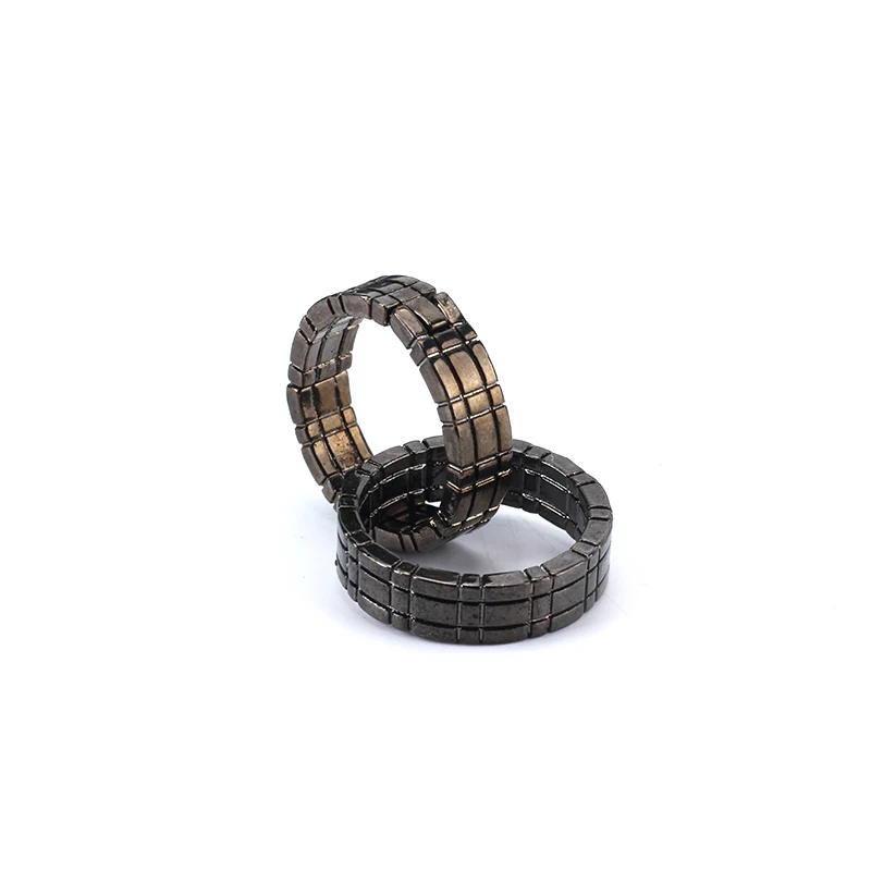 1set Himber Ring Gold Black color can choose Magic Tricks Ring Close Up Magic Props E3009