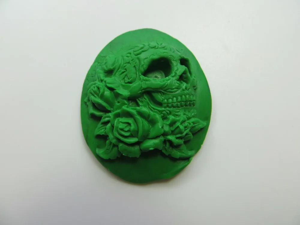 Silicone Fondant Mold Skull with Rose DIY Fondant Cake Decoration Mold Small Food Grade Cameo Pendant Cake  tools