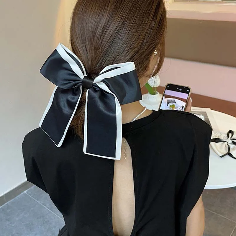 Female girl fashion temperamentsmall incense bow black and white lace large intestine hair tie hair rope headdress