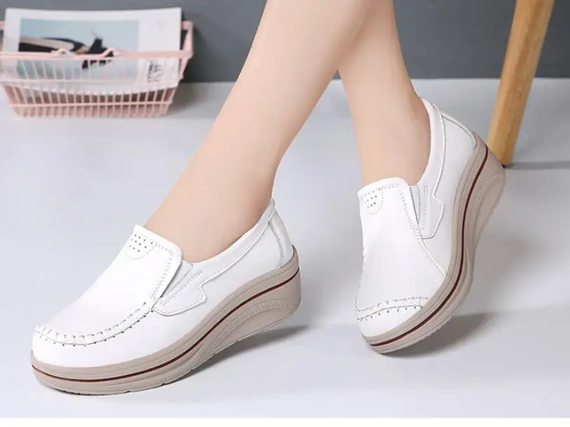 Рисунок 2 - Кроссовки женские из натуральной кожи