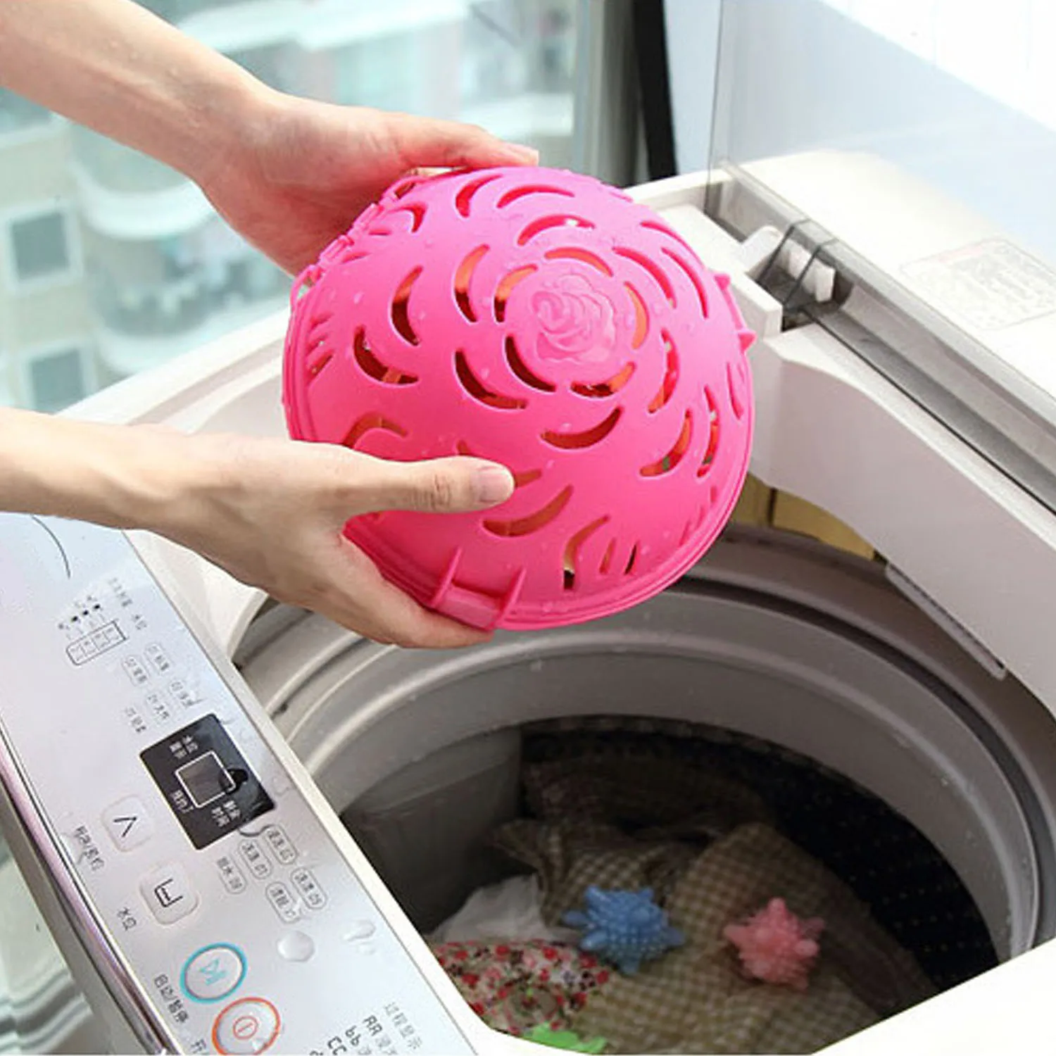 Behogar Laundry Ball Anti-Winding Underwear Bra Washing Ball Saver Washer Sphere Cage with Silicon Washing Ball Random Colors