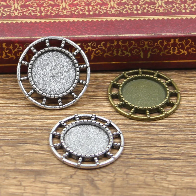 8pcs Fit 14mm Round Glass Cabochon Base Setting Hot Antique Bronze Silver Color Color Pendant Tray For Jewelry DIY Making