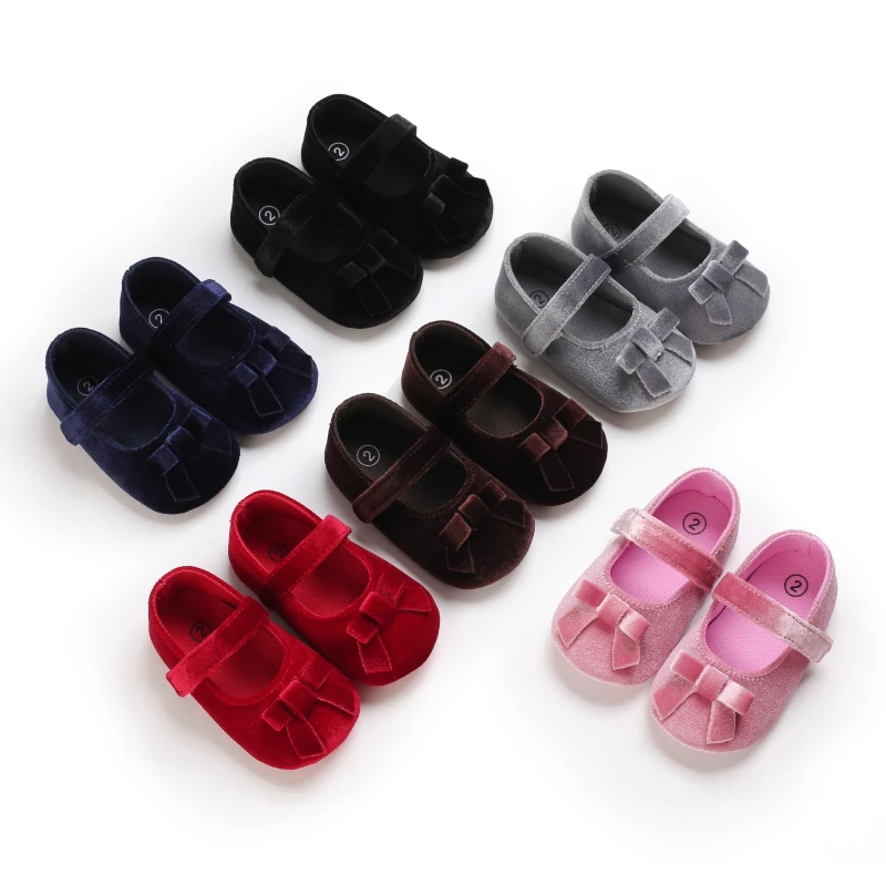 Prewalker Newborn Baby Plush Bow tinta unita morbido Comfort 0-18 mesi scarpe Casual per bambini bambini