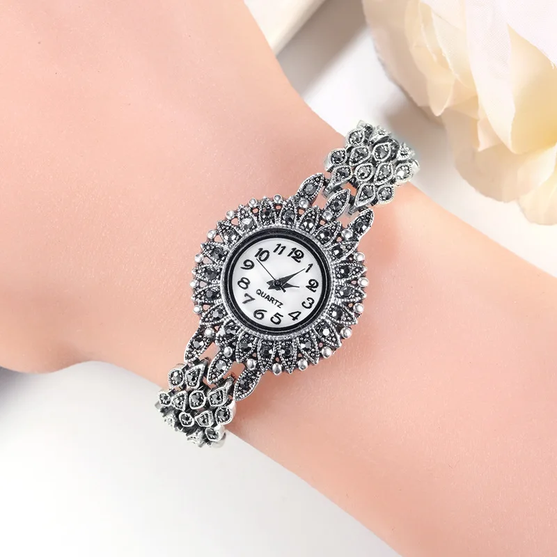 Top Quality Ancient Silver Plated Bracelets For Women Jewelry Exquisite Quartz Watch Accessories Female Fashion Watch Bracelets