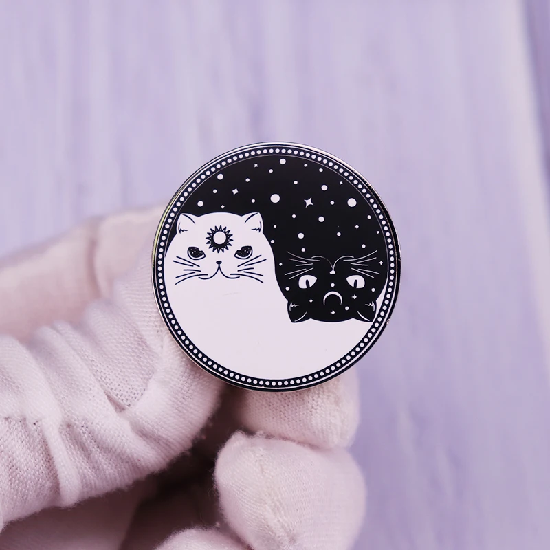 Cute Day And Night Cats Ename Pin Celestial Yin Yang Black White Cat Brooch Galaxy Animal Badge Jewelry Gift