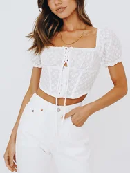 Top donna 2022 manica corta a sbuffo camicetta ricamata Top bianco collo quadrato allacciatura fiocco indietro Smocked Button Up Summer Crop Top