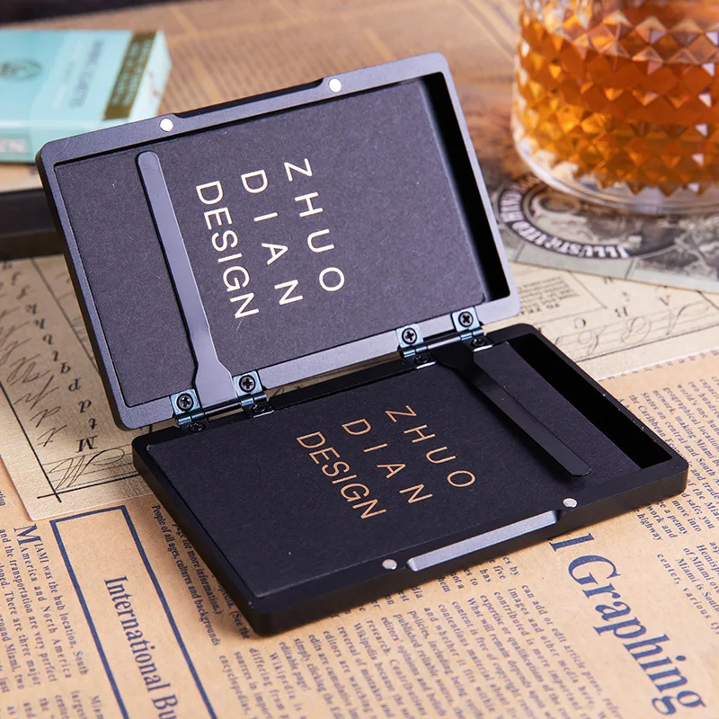 20 Cigarettes 5.2mm Diameter Ladies Fine Cigarette Case Box Long Aluminum Automatic Bullet Cover Portable Thin Cigarette