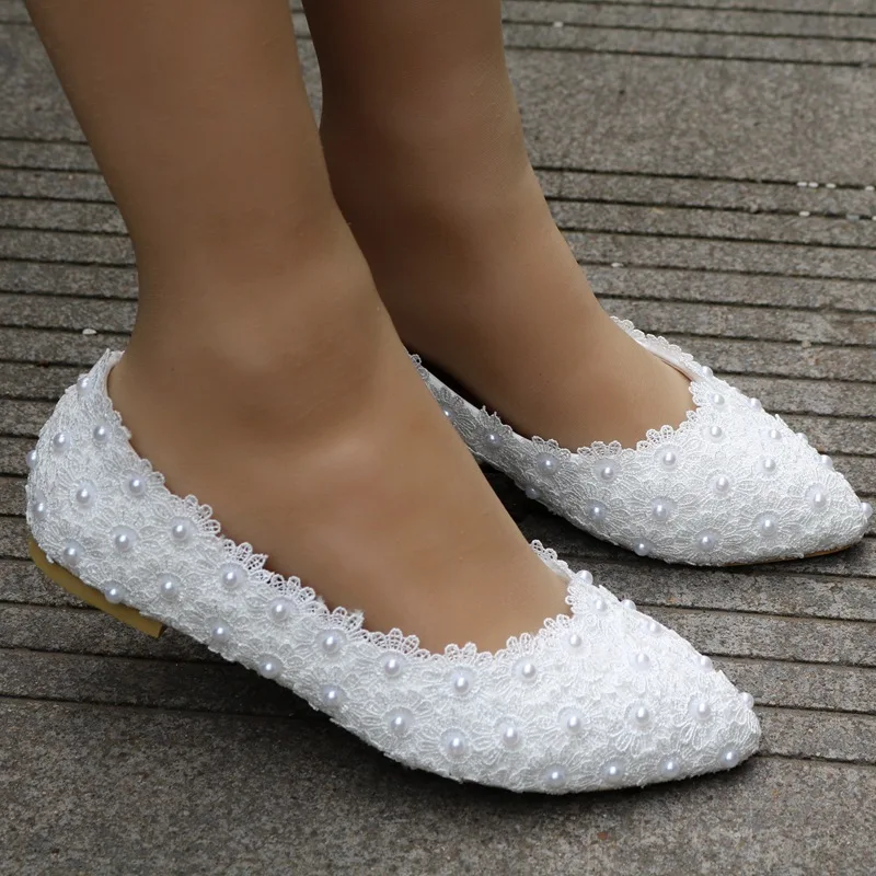 Frauen flache beiläufige schuhe Weiß Spitze Blume Hochzeit Schuhe Frau Flache Ferse Runde Kappe Rutscht Dame Hochzeit Kleid Wohnungen schuhe Großen Siz