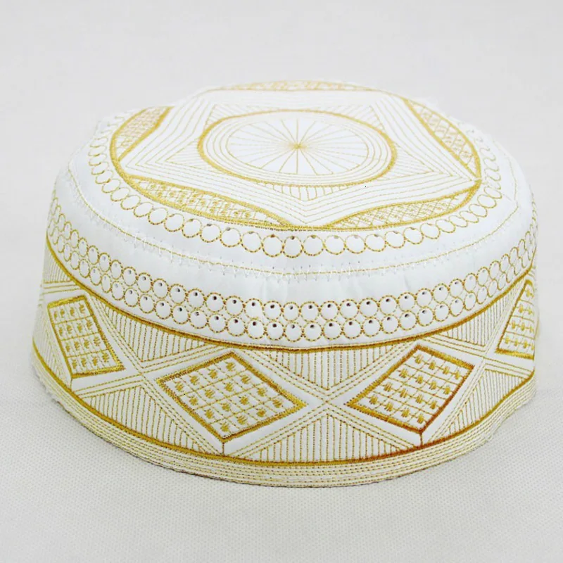 

Moslim Men Caps Yellow Cotton Muslim Hats Embroidery Turkish Prayer Caps Arabe Satin Bonnet Kippah Topi Kippot Islamic Clothing