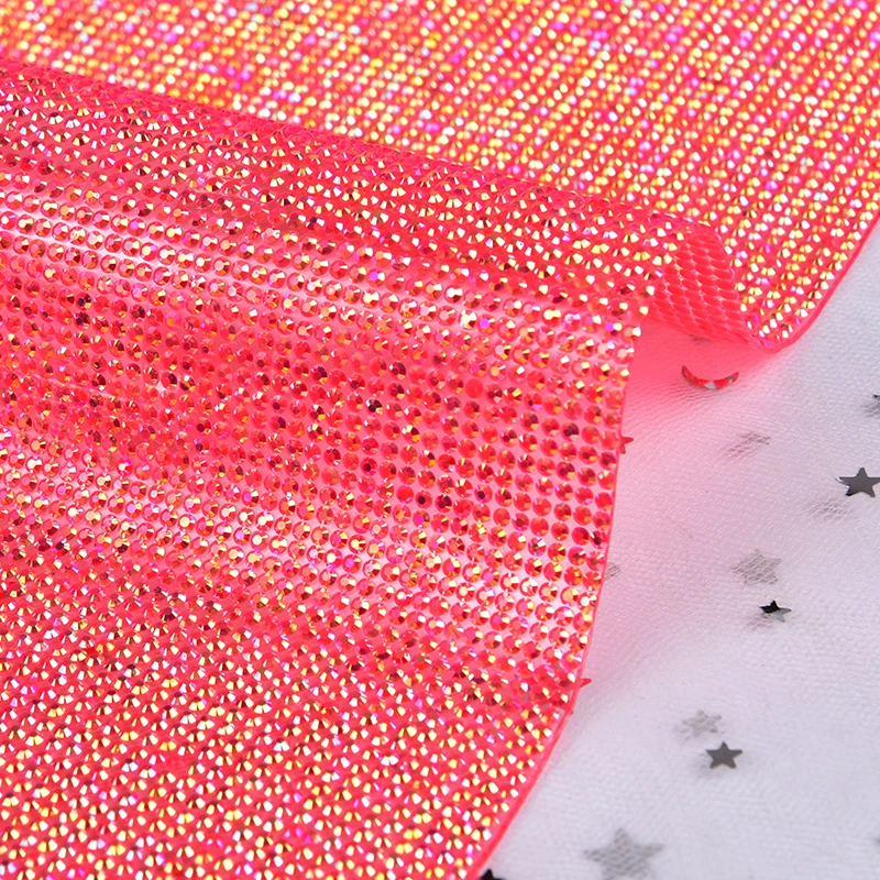 24*40cm Siam AB Harz-Strassfolie, dichtes Kristallnetz, selbstklebende Hotfix-Aufkleberrolle, DIY-Dekoration für Kleidung, Kosmetikboxen, Autodekorationen