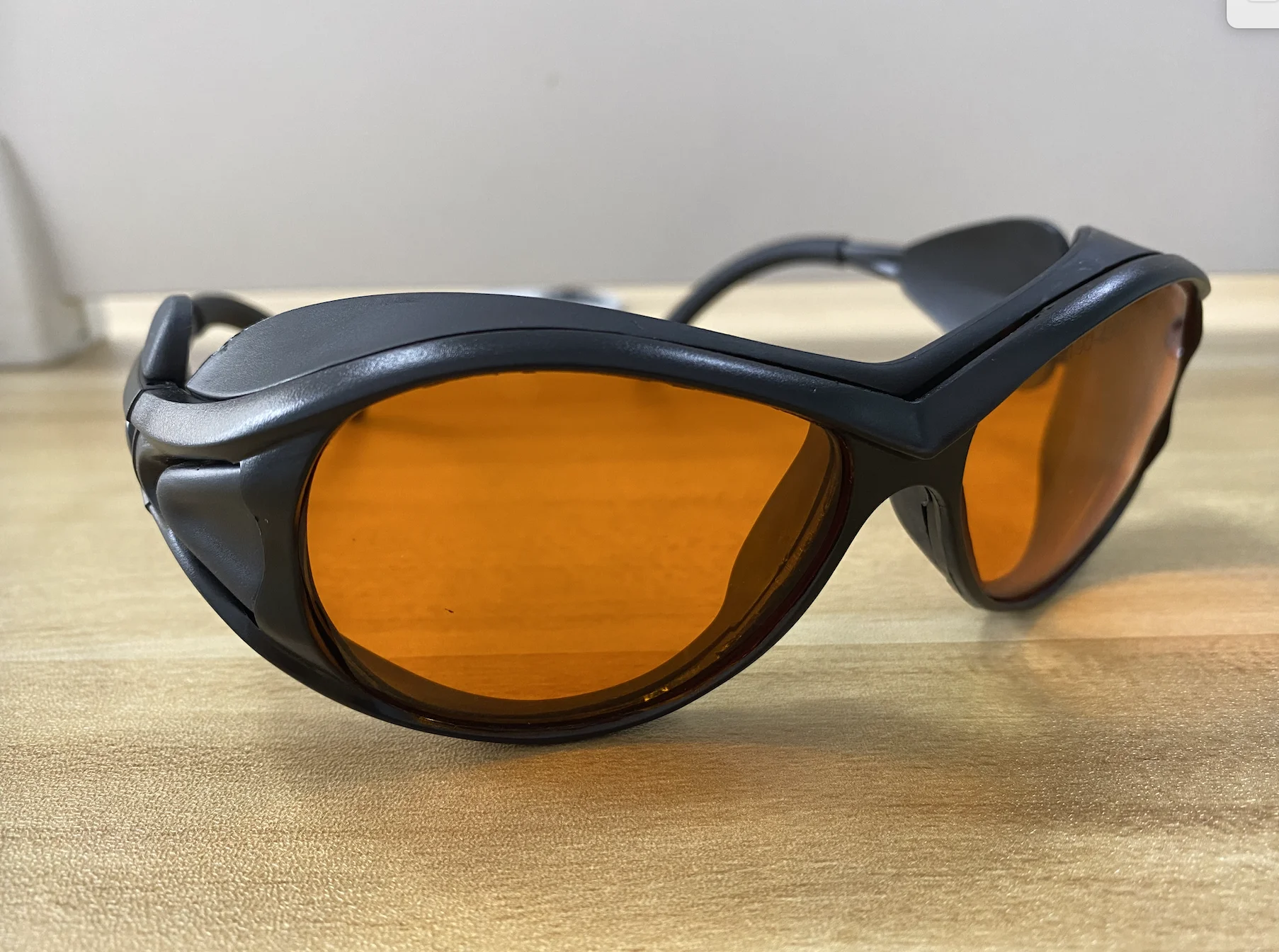 LSG-9 190-490nm OD6+ CE For 405nm 445nm 450nm 473nm violet and blue laser safety glasses VLT 50% With Case and Cloth