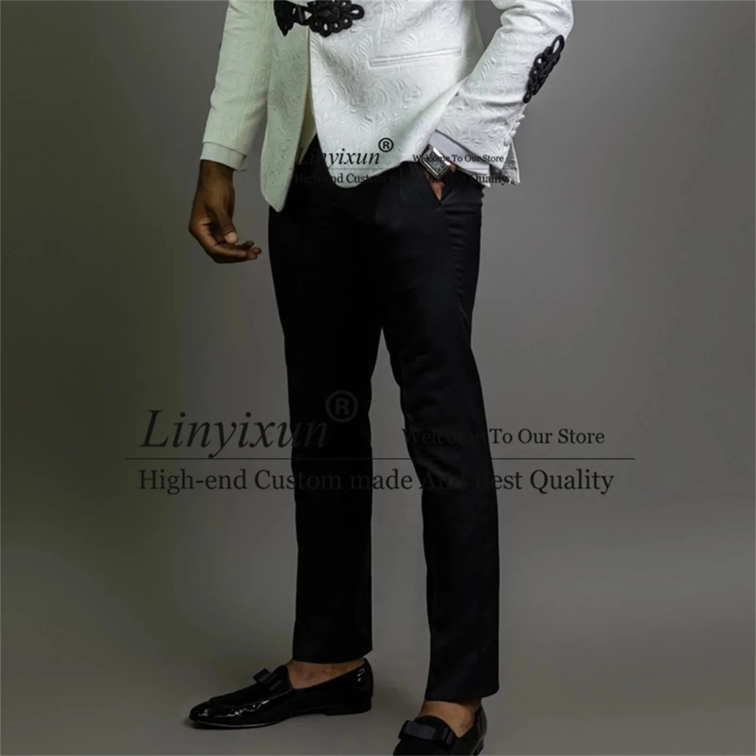 White Floral Jacquard Mens Suits Black Peaked Lapel 2 Pieces Sets Customized Groom Wedding Tuxedos Fashion Male Wedding Suit image 3