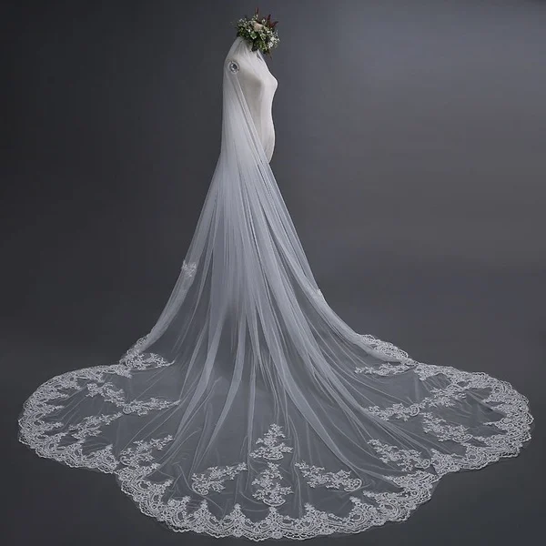 High Quality Cathedral Lace Bridal Veils Wedding Accessories  Veil Promotion With Comb 1T cathedral wedding veil