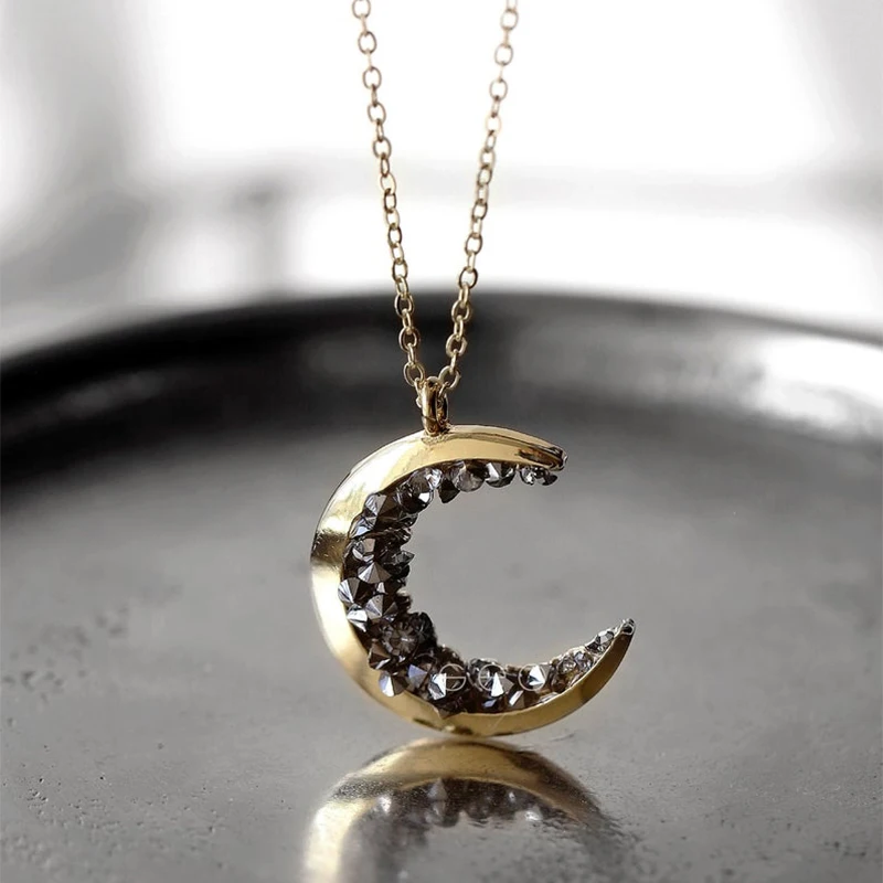 Chain Necklace Women Fashion Jewelry Gold Moon Long Pendant Statement Choker Necklace Gifts for Women Colar Feminino Riverdale