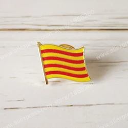 Catalonia Flag Lapel Pins Spain Provincial Nationalities Region Brooch Crystal Epoxy  Metal Enamel Badge