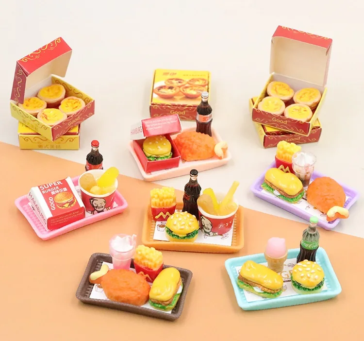 Dollhouse doll house miniature food play simulation burger fries family bucket scene model Bo11 small decoration