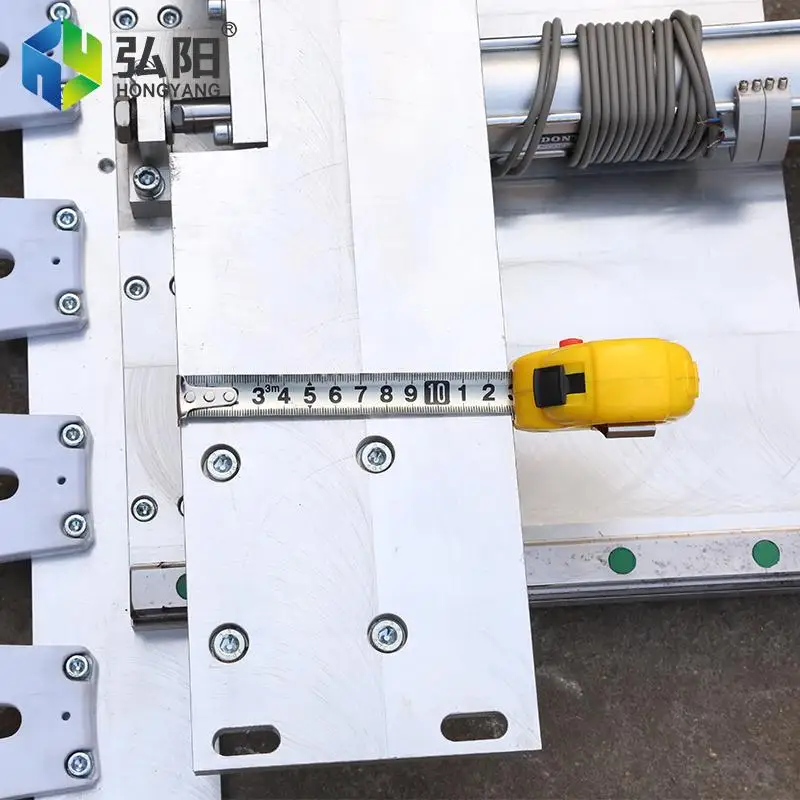 Cnc máquina de fresagem automática ferramenta changer centro usinagem ferramenta titular em linha reta revista escultura em madeira iso bt