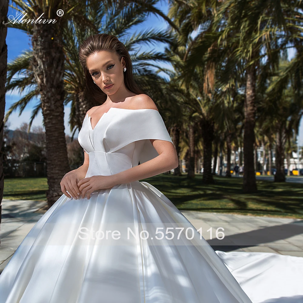 Alonlivn Lustrous Satin Pleated Ball Gown Wedding Dresses With Chapel Train And Unique Collar Bridal Dresses