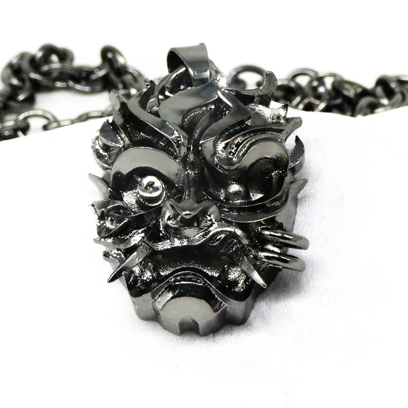 Samurai Mask Medallion Pendant Necklace 32*25mm Wizard School Monster Hunter Wild 3D Punk Black Games Chains Necklace view 2