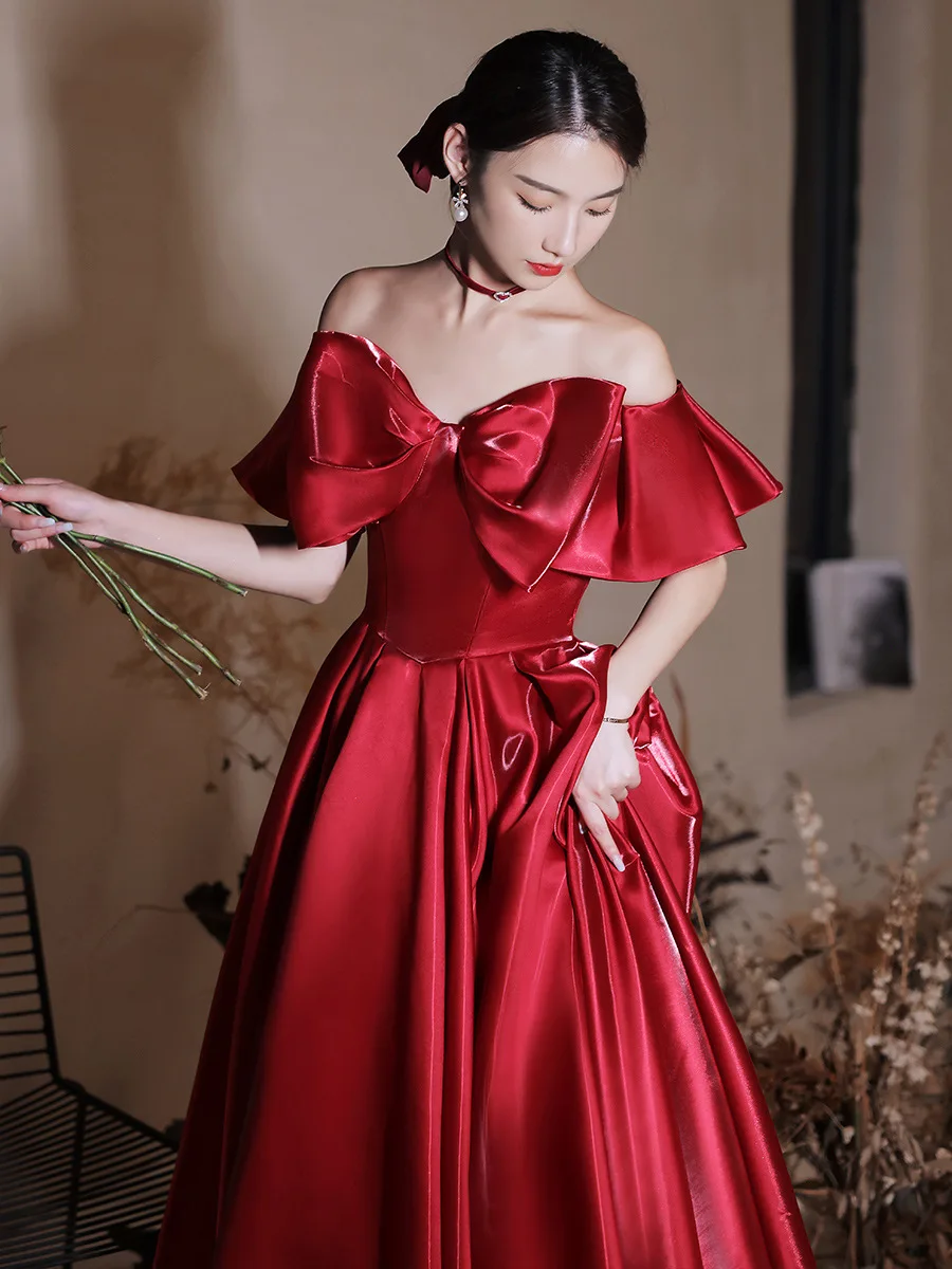 

Bride Toast Clothing Prom Dresses Long Burgundy Evening Gowns Off The Shoulder Formal Women Evening Party Dress