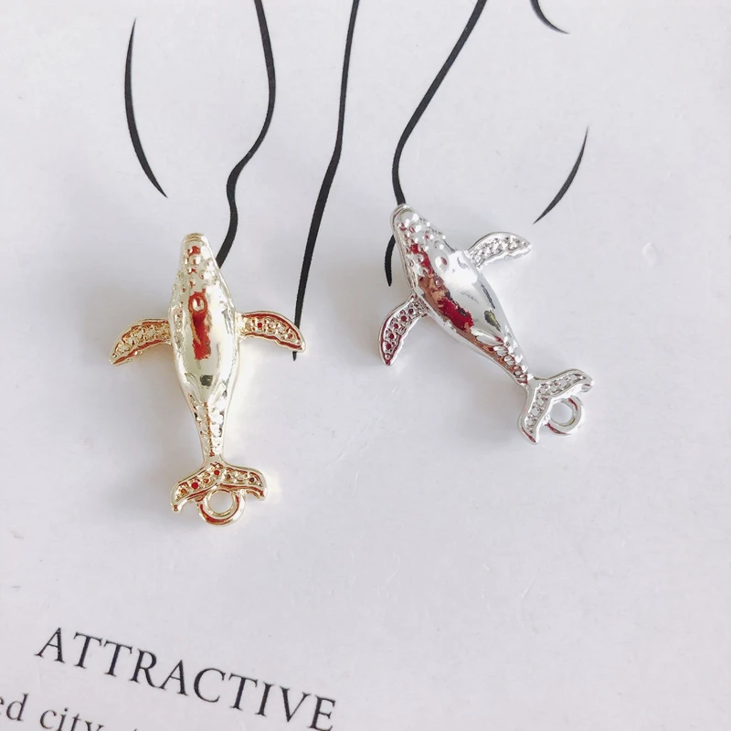 

DIY alloy plating jewelry accessories wholesale simple atmosphere alloy whale small pendant earrings material accessories