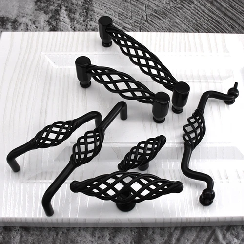 Imagen 2 del producto KK & FING-tiradores de armario de bronce, jaula de pájaros, tiradores de puertas de gabinete negros Retro ahuecados, perillas de cajón de un solo orificio, tiradores de armario