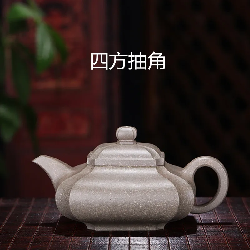 

Yixing genuine purple clay teapot, square corner drawing teapot, famous teacher Wang