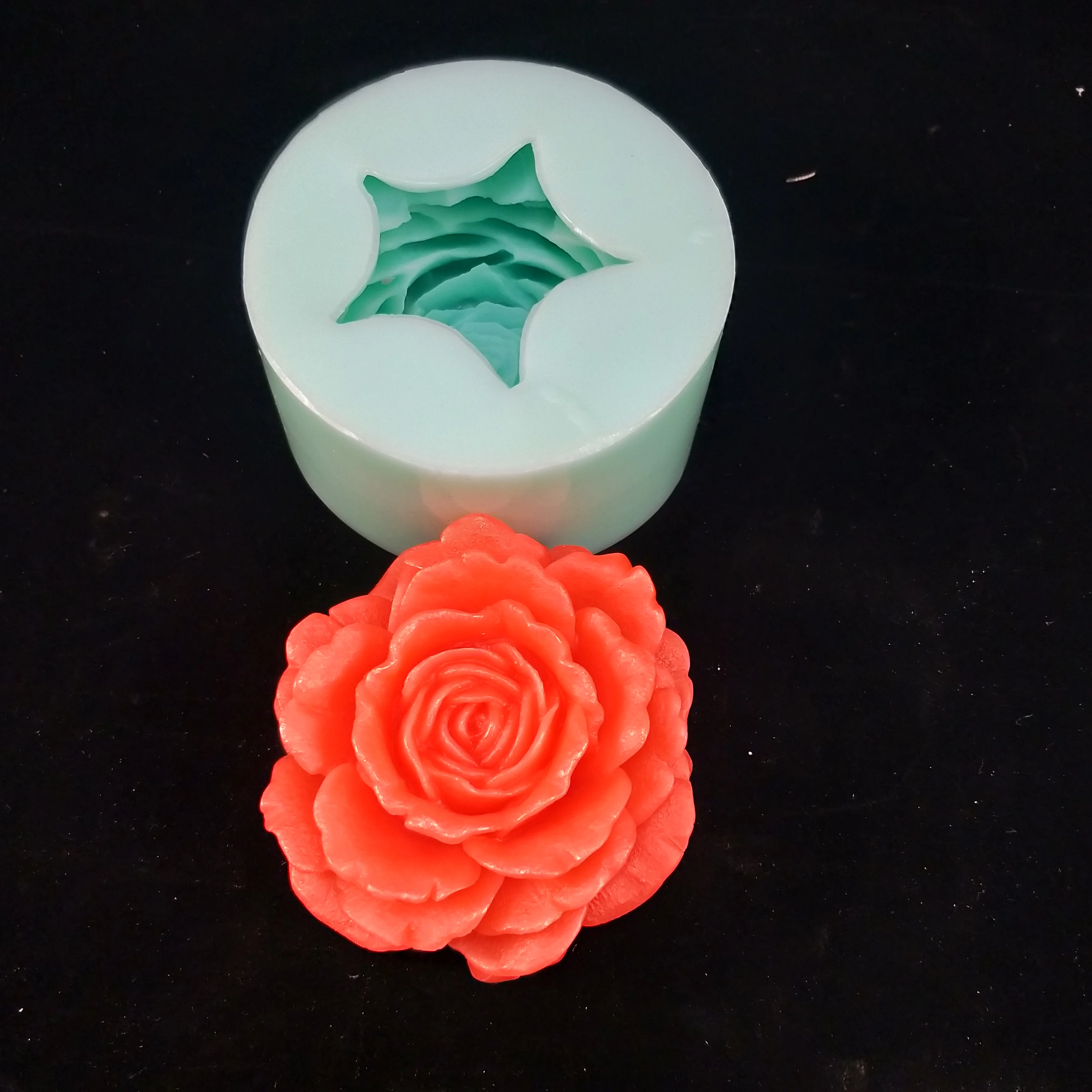 

Mold Silicone Rose Bouquet Soap Molds Flowers Mould Rose Molds Oversized Rose with Leaves Soap Candle Mold