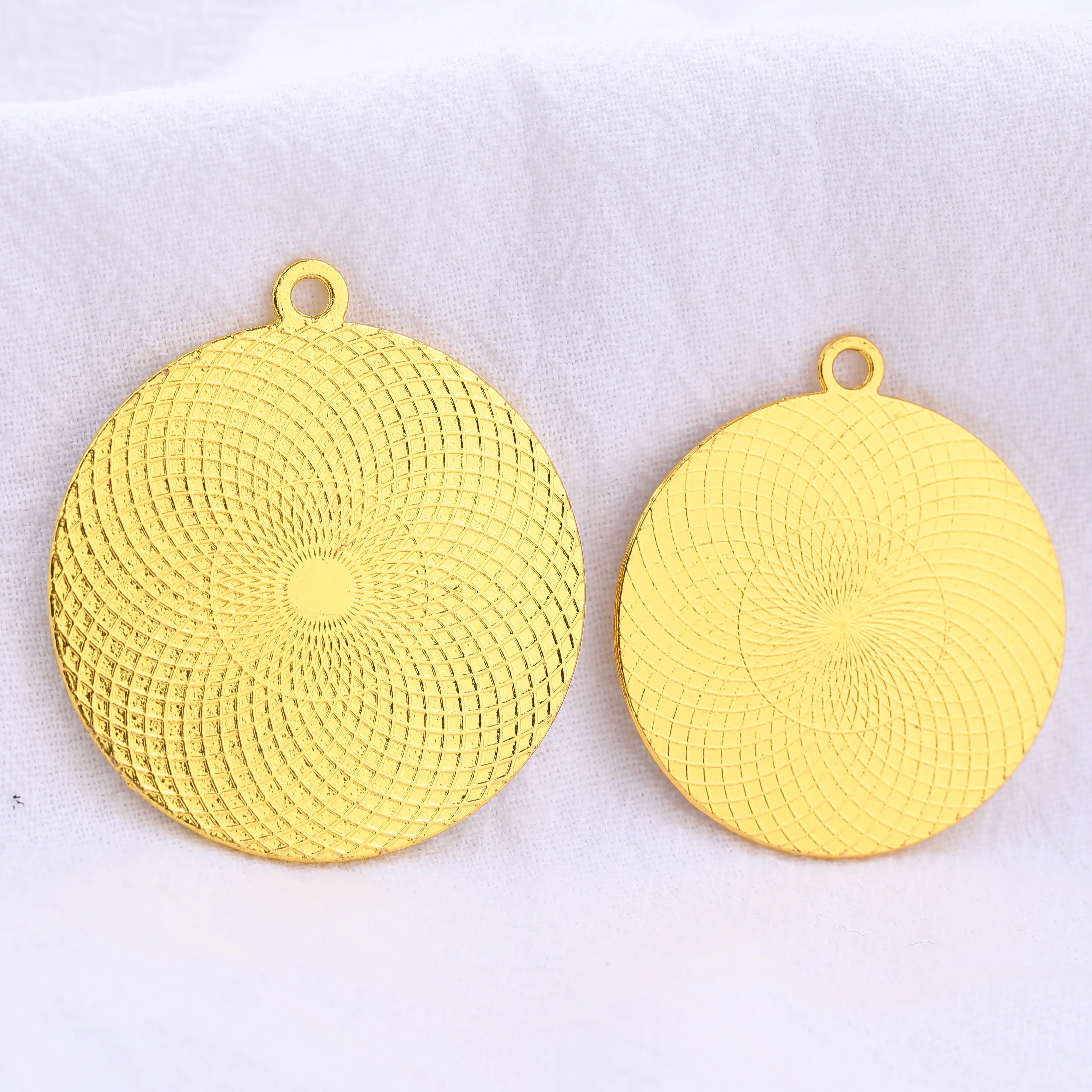 50PCS Cabochon Pendant Base 25/30mm Alloy Diamond Bases DIY Jewelry Making For Pendant Necklace Choker Keychains Crafts Findings