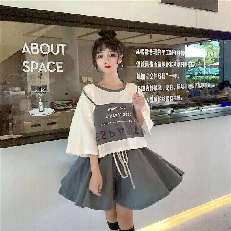 Womens Suits Net Celebrity Fashion Suits Korean Loose Thin Short Sleeve T Shirt Casual Short Skirt Two Piece Set 2024 Summer New