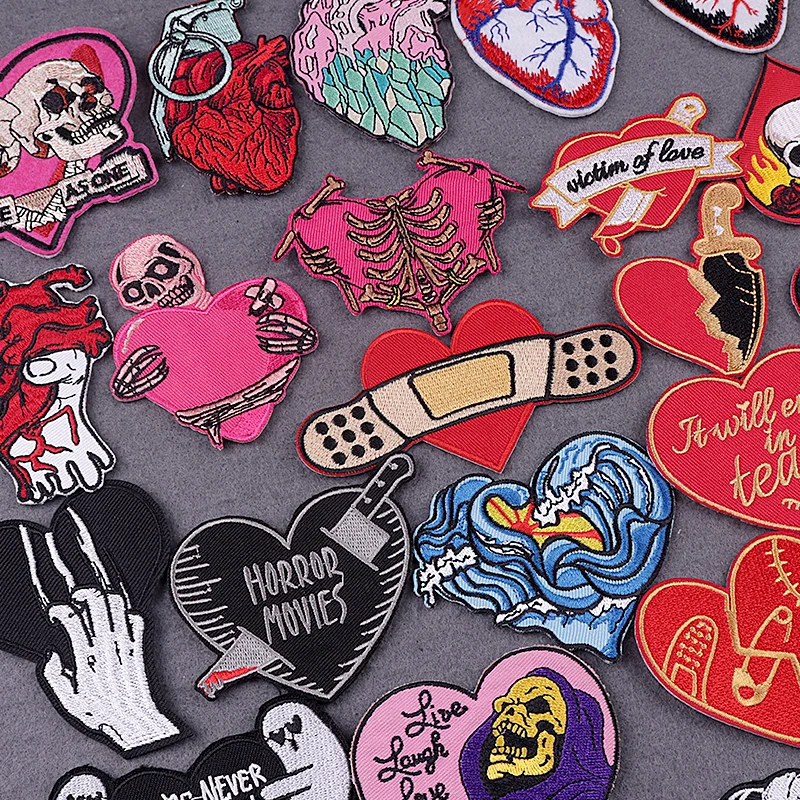 Punk Heart Embroidered Patches For Jacket Clothing Stickers Skull Stripes Iron On Patches Stickers Badges On backpack Applique