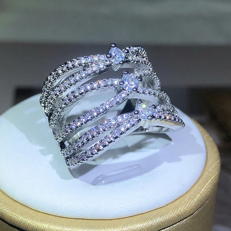 925 Silver Luxury Bridal Marriage Rings Special-interested Dazzling Crystal CZ Stone Simple Stylish Women Trendy Jewelry Rings