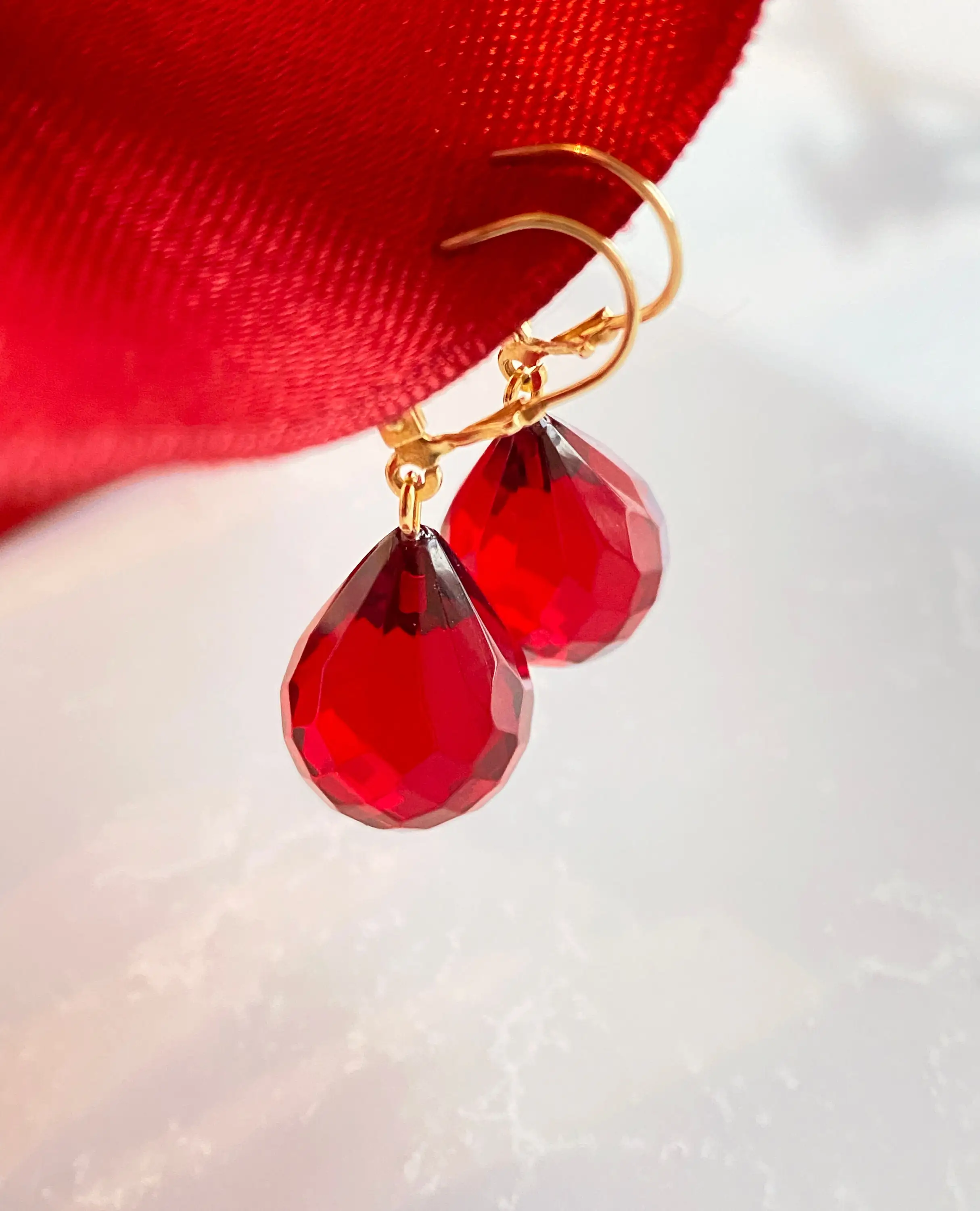 Red Amber Faceted Drop Earrings, Amber Earrings for Women, Amber Stone Jewelry, Amber Jewelry, ruby Amber Earrings