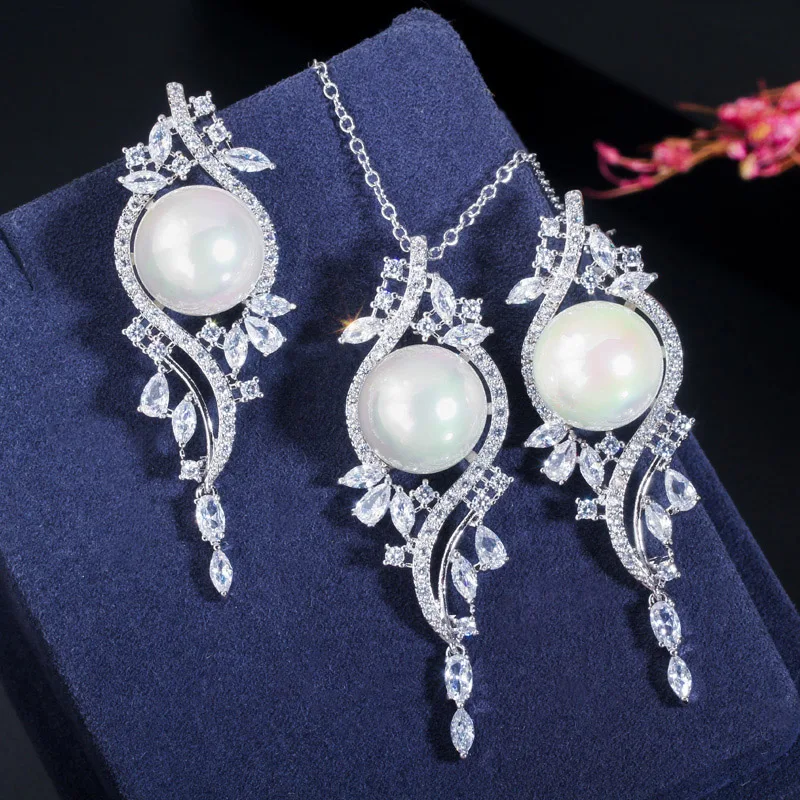 CWWZircons Elegant Design Green Cubic Zirconia Crystal Long Pearl Drop Earring Necklace Vintage Jewelry Set for Women T379