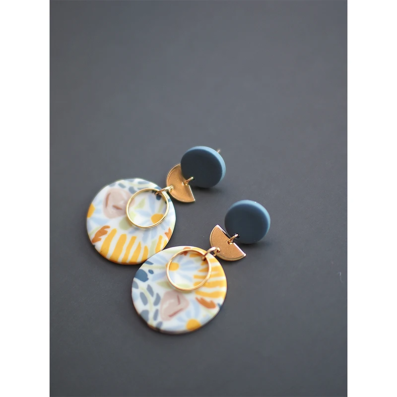 Colorful Natural Round Disc Floral Abstract Pattern Handmade Polymer Clay Brass Hoop Statements Dangle Earrings Women Jewelry