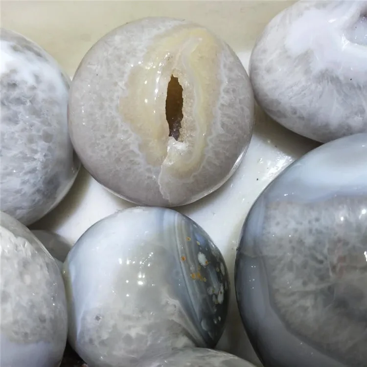 1pc Natural Agate Geode Sphere Hand Carved Crystal Ball 40mm-80mm