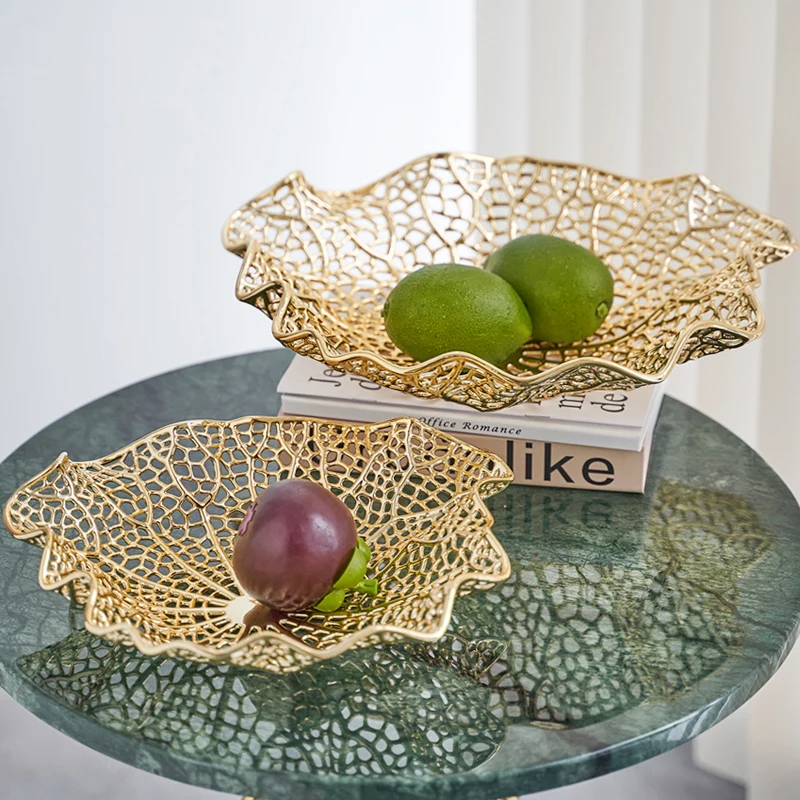 Luxury Gold Lotus Leaf Shape Decor Plate Fruit Basket Dining Table Coffee Ornament Creative Fruit Plate Home Daily Candy Plate