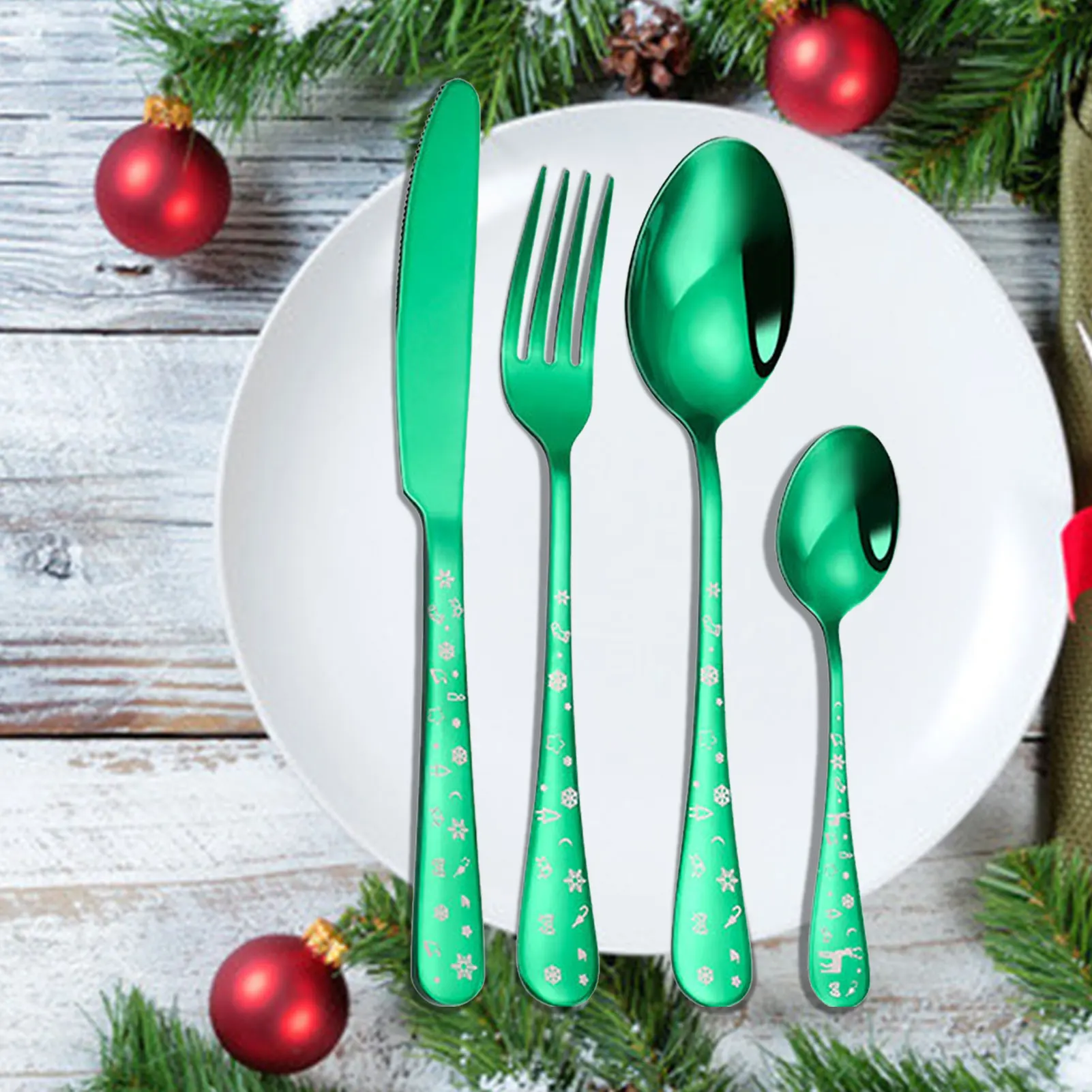 4pcs/set High Quality Christmas Flatware Set Stainless Steel Red Green Dinnerware Knife Fork Spoon Cutlery Kitchen Food 45a