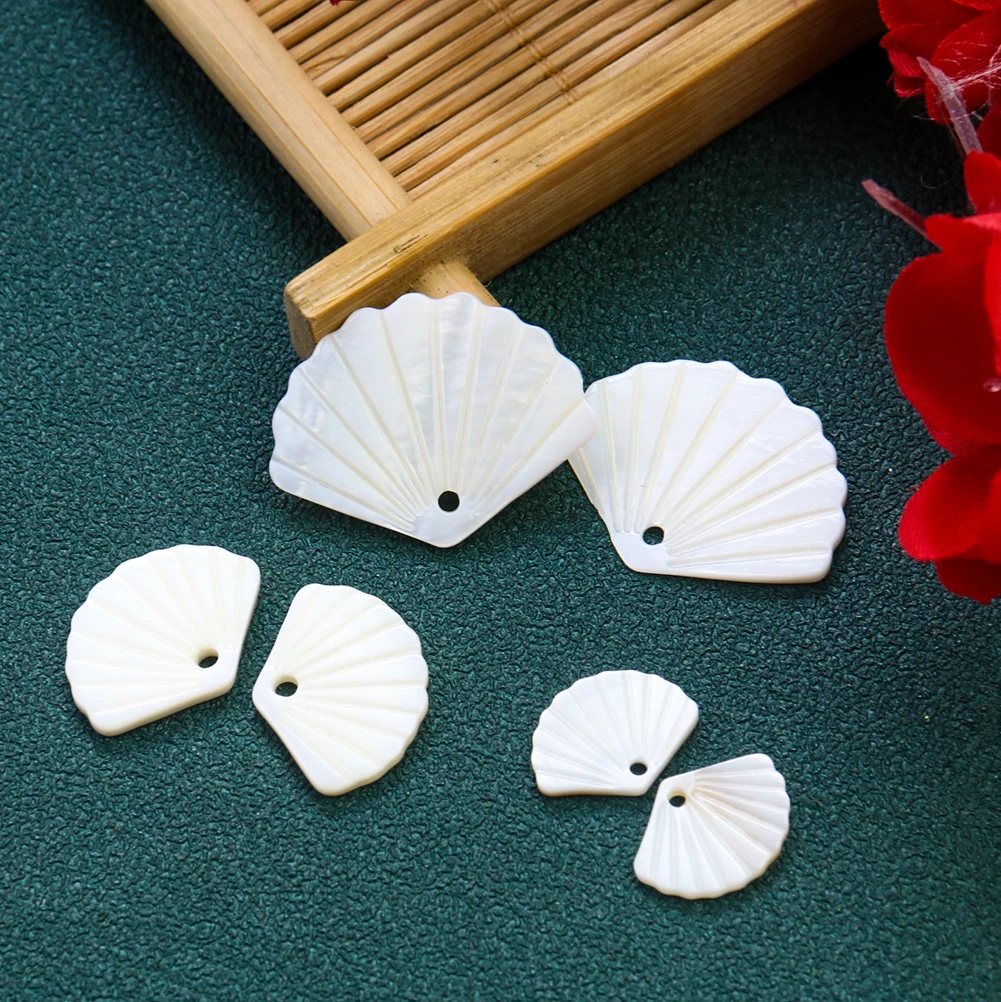 5PCS Natural Freshwater White Shell Carved Fan Charm Pendant MOP Shell for DIY Hairpin Necklace Earring Jewelry Making Accessory