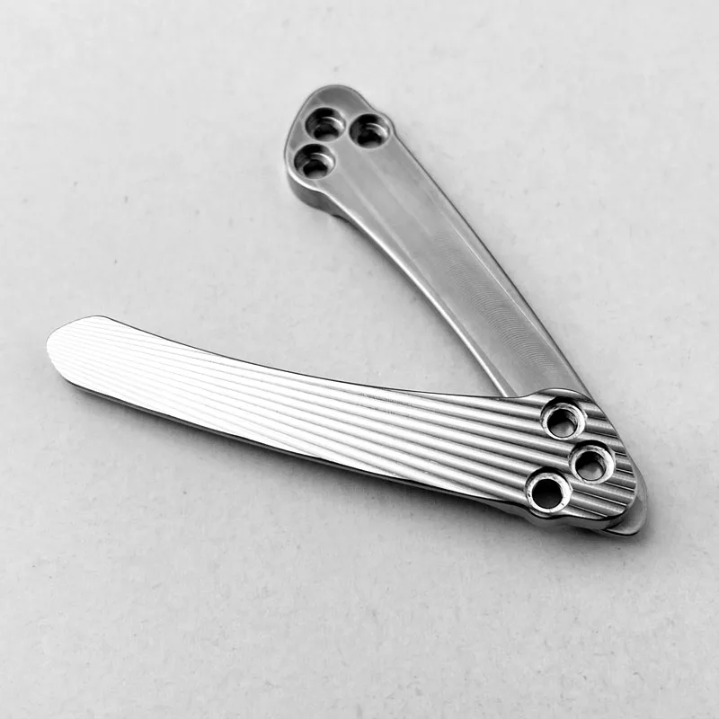 

1piece C81 Titanium Alloy Pocket Back Clip with 3 Screws Titanium Alloy Integrated Clip for C81 Knife Accessories